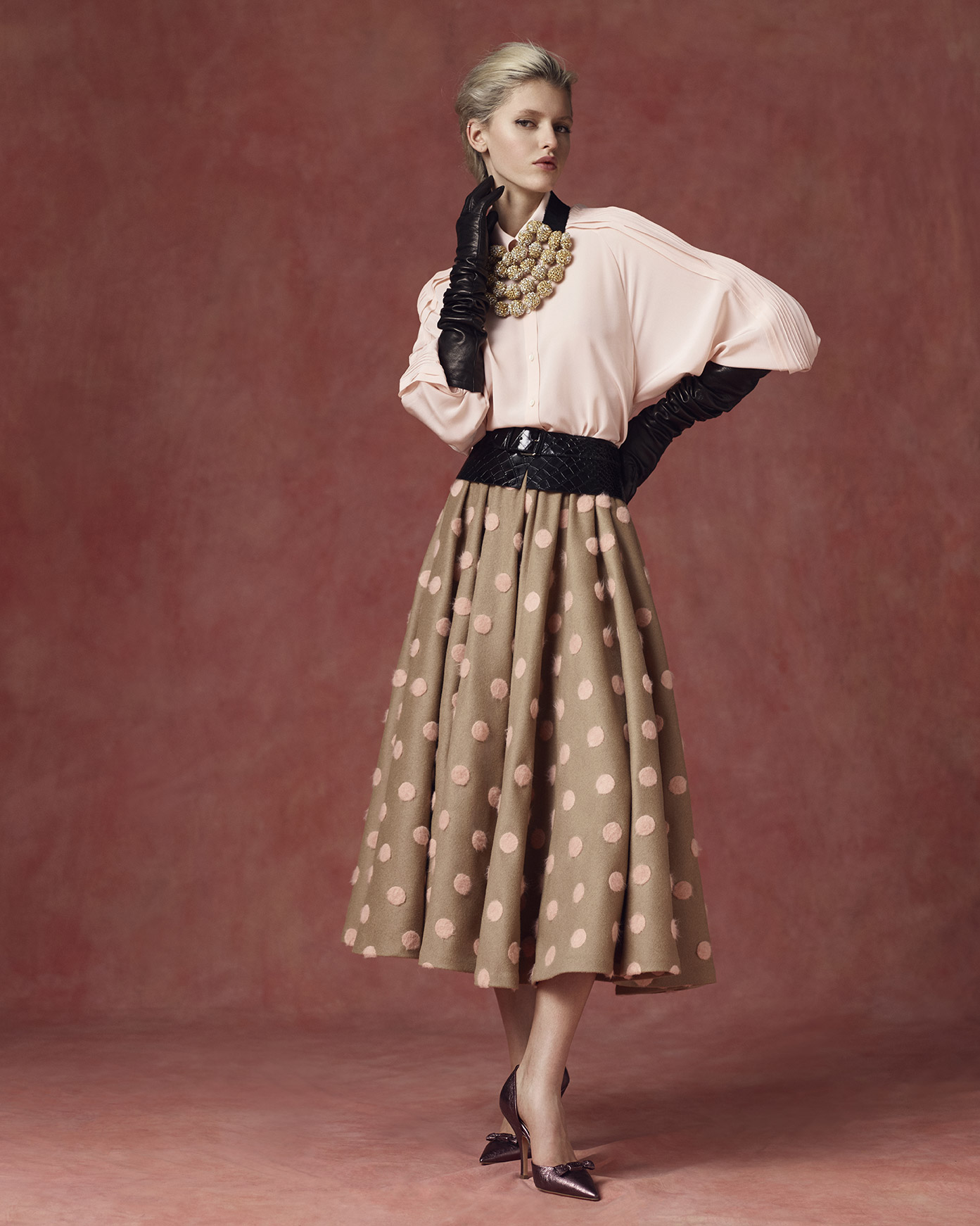 Fall/Winter 2021/2022 - Rochas Official Website